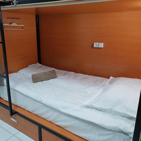 Capsule Hostel Tasjkent Exteriör bild